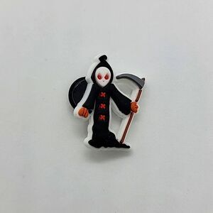 🎈5/$10🎈 PINS..PATCHES..CROC CHARMS.. 